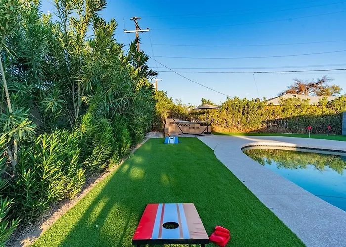 Pickleball, Sparkling Pool, Mini Putt And Sleeps14 * Phoenix