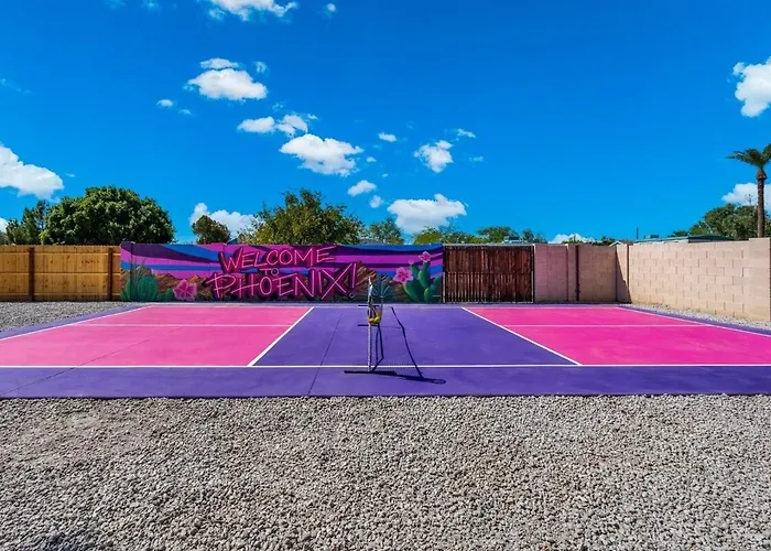 Pickleball, Sparkling Pool, Mini Putt And Sleeps14